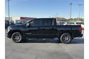 $36808 : Nissan Titan 2024 4x2 SV 4dr thumbnail