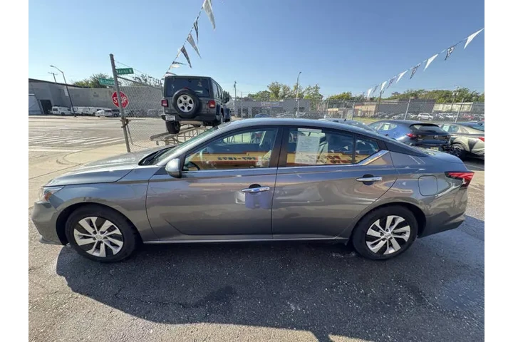 $16995 : 2020 Altima 2.5 S image 6