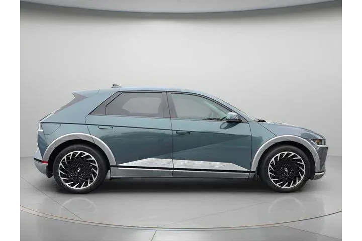 $26991 : Hyundai IONIQ 5 2023 AWD Lim image 6