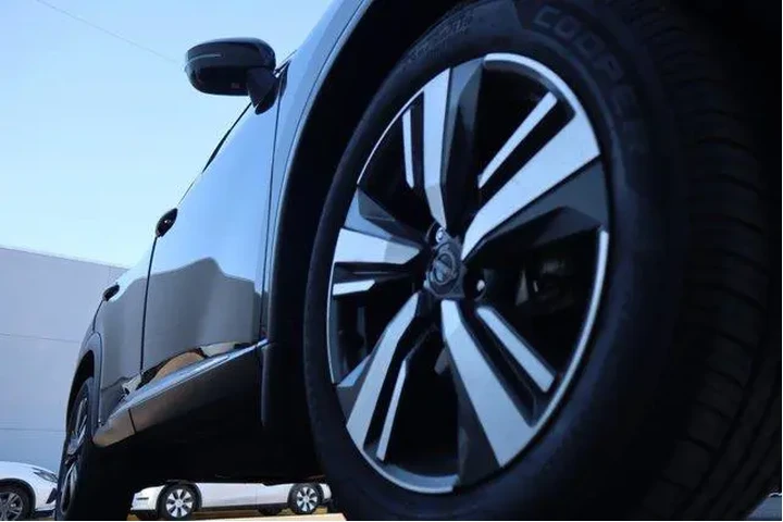 $29424 : Nissan Rogue 2023 AWD SL 4dr image 8