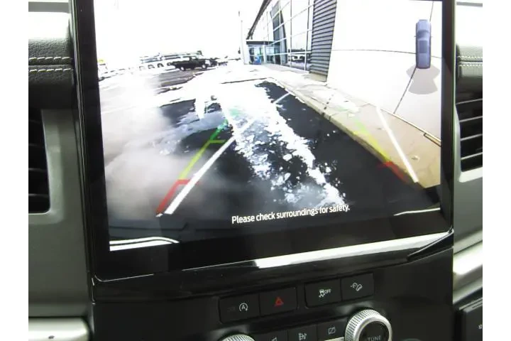 $32688 : Ford Expedition 2024 4x4 XLT image 7