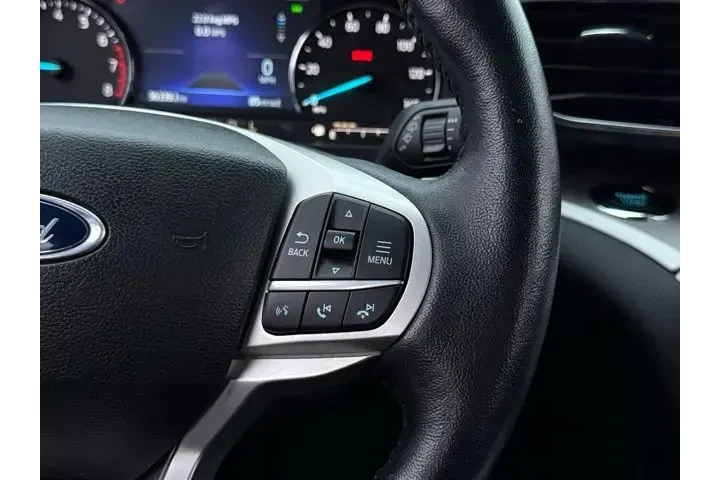 $30000 : Ford Explorer 2023 AWD XLT 4 image 9