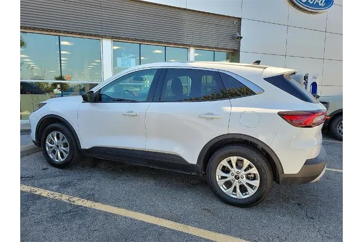 $21488 : Ford Escape 2023 AWD Active image 3