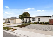 $1000 : This home boasts two spacious thumbnail