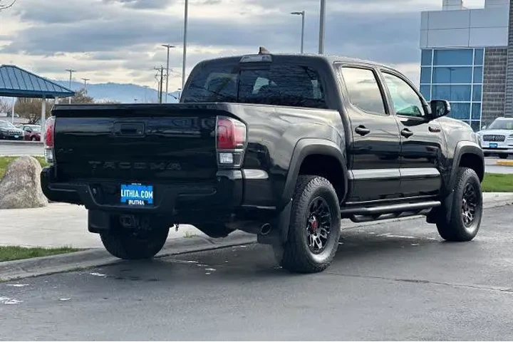 $39995 : Toyota Tacoma 2019 4x4 TRD S image 2