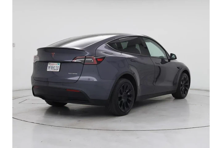 $32998 : Tesla Model Y 2023 AWD Long image 8