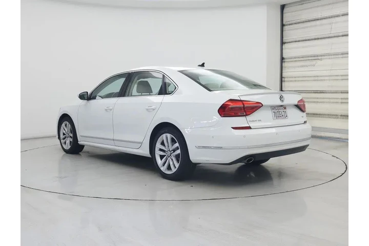 $13599 : Volkswagen Passat 2016 1.8T image 2