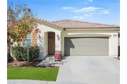 Step into this beautiful newer en San Bernardino