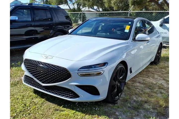 $28995 : Genesis G70 2023 2.0T 4dr Se image 3