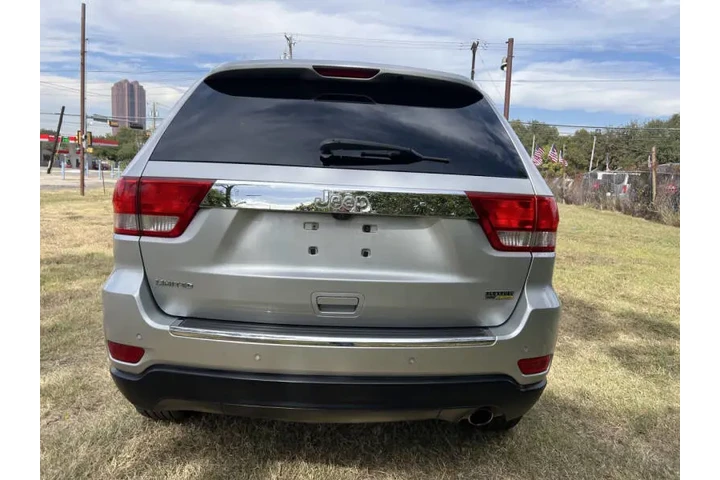 $7995 : 2012 Grand Cherokee Limited image 9