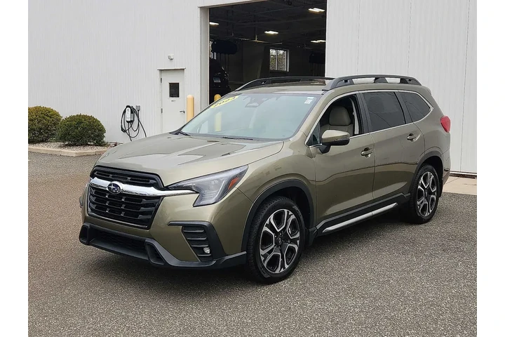 $29998 : Subaru Ascent 2023 AWD Limit image 3