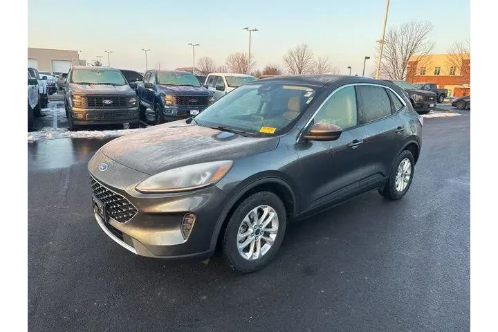 $19500 : Ford Escape 2020 AWD SE 4dr image 3