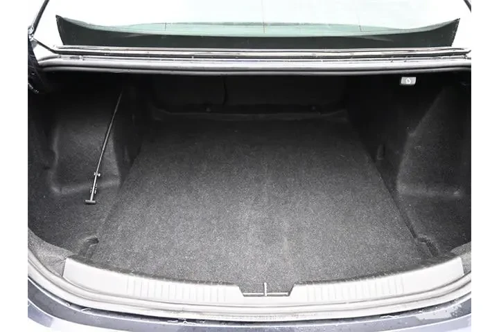 $16432 : Chevrolet Malibu 2023 LT 4dr image 6