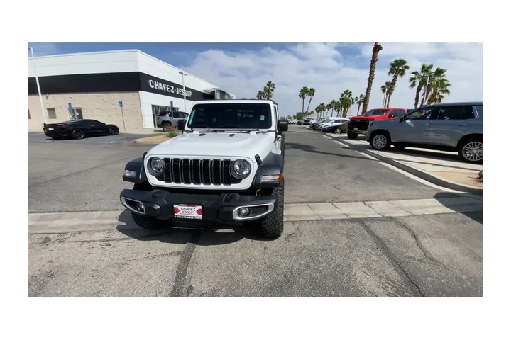 $37589 : 2024 Gladiator image 3