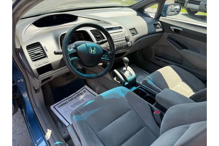 $4400 : Honda Civic 2008 LX 4dr Seda image 7