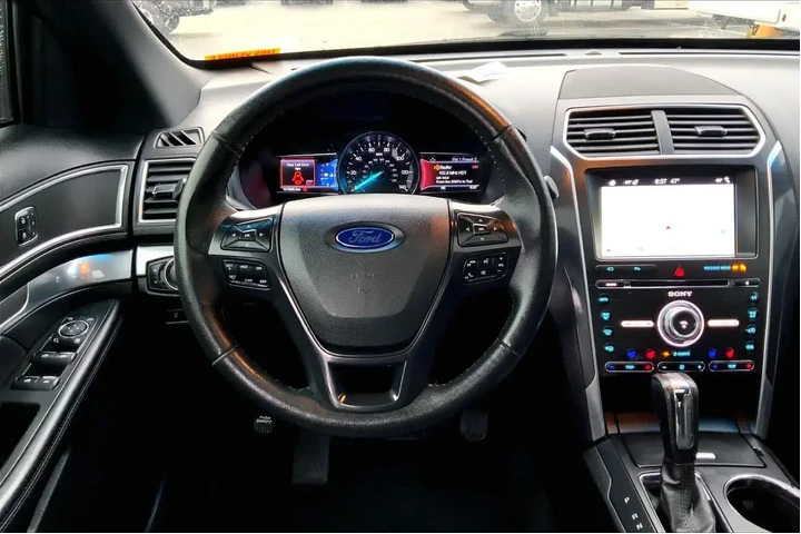 $14588 : Ford Explorer 2017 AWD Sport image 5