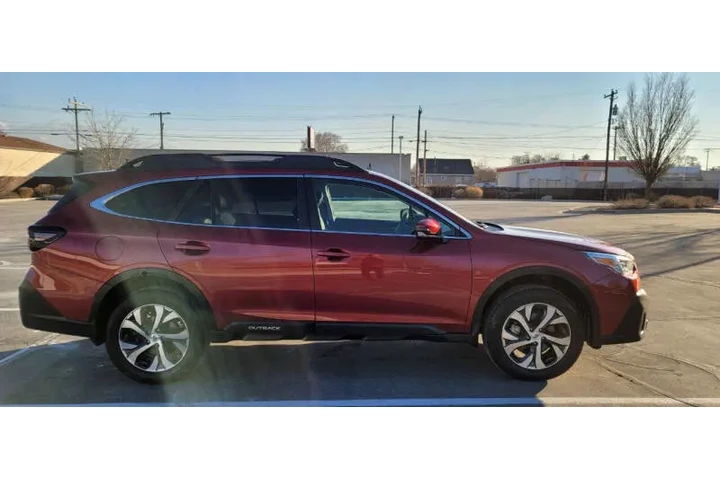 $22300 : 2020 Outback Limited image 10