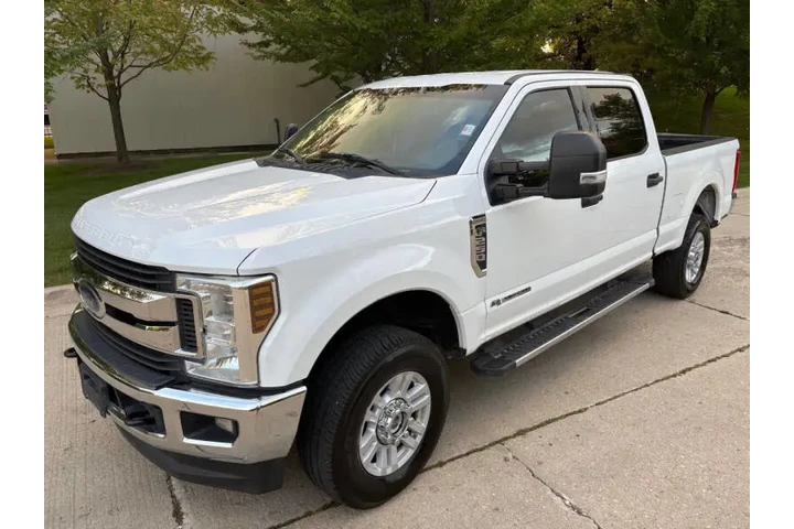 $29995 : 2019 F-250 Super Duty XLT image 9