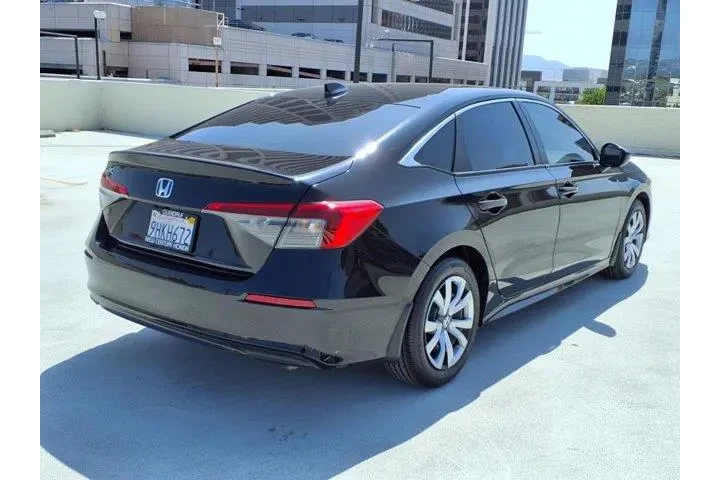 $21950 : Honda Civic 2023 LX 4dr Seda image 4