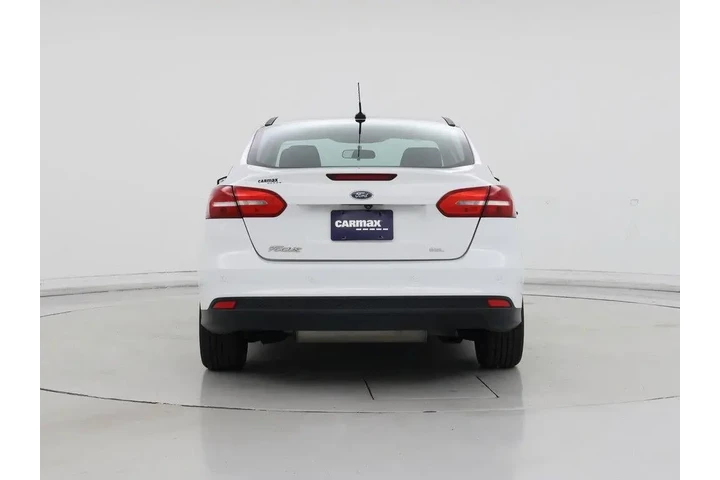 $11998 : Ford Focus 2017 SEL 4dr Seda image 6