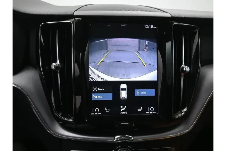 $21692 : Volvo XC60 2020 AWD T5 Momen image 4