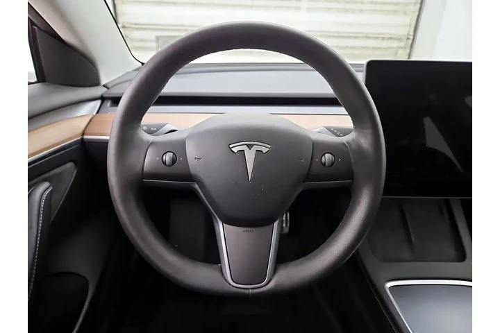 $27998 : Tesla Model 3 2023 4dr Sedan image 10