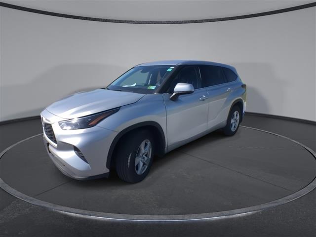 $33000 : PRE-OWNED 2022 TOYOTA HIGHLAN image 4