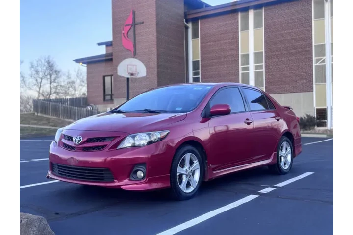$6999 : 2013 Corolla S image 8