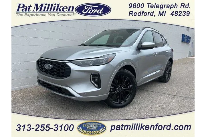 $27831 : Ford Escape 2023 AWD ST-Line image 1