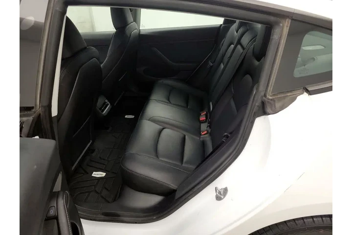 $26998 : Tesla Model 3 2023 4dr Sedan image 9
