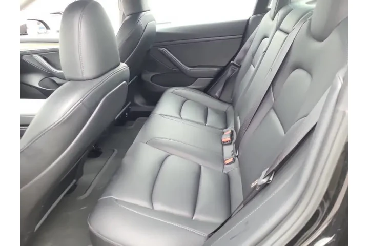 2023 Model 3 image 9