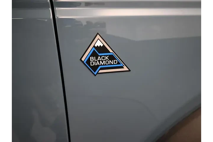 $37484 : Ford Bronco 2022 4x4 Base 4d image 5