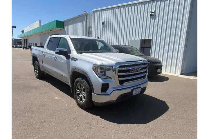 $31900 : GMC Sierra 1500 2020 4x2 SLE image 1