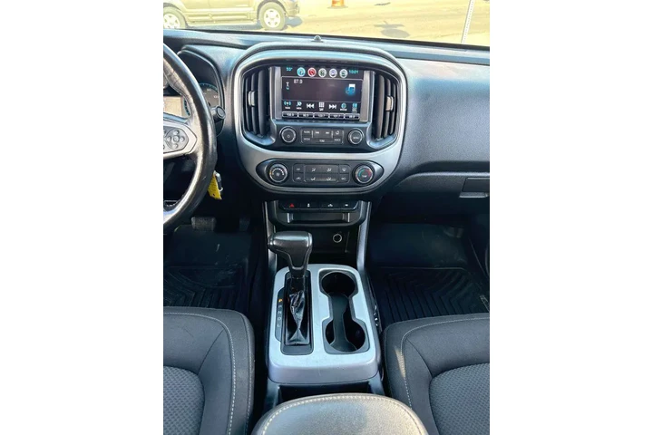 $19495 : 2018 Colorado LT image 9