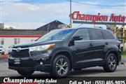 Used 2016 Highlander AWD 4dr thumbnail