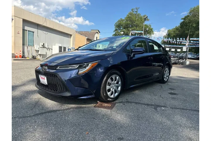 $19750 : 2023 Corolla LE image 4