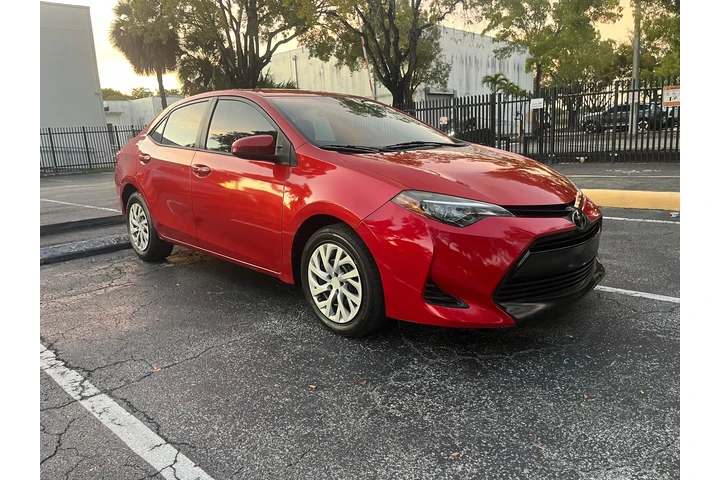 $8500 : 🚘 2019 Toyota Corolla LE image 8