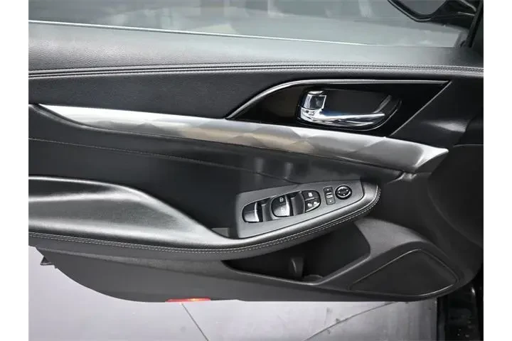 $22490 : Nissan Maxima 2023 3.5 SV 4d image 5