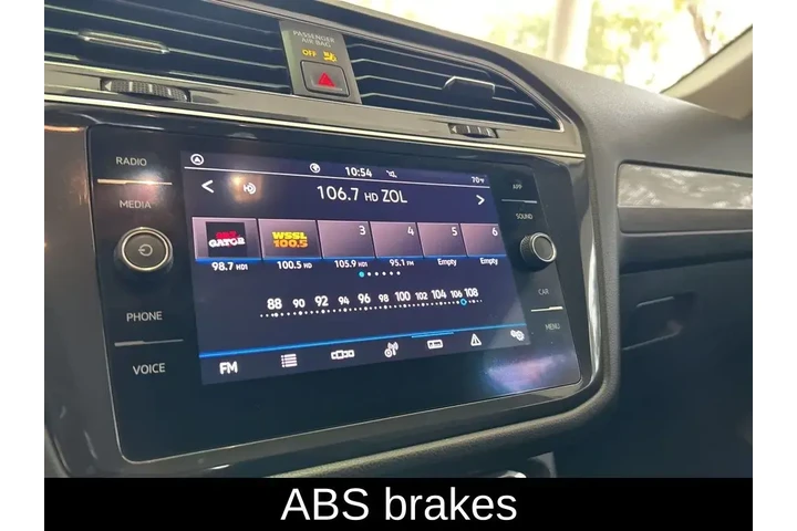 $11813 : Volkswagen Tiguan 2021 SE 4d image 7