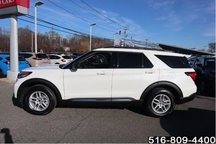 $39747 : Ford Explorer 2025 AWD Activ image 6