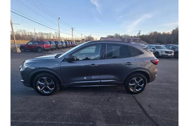 $24995 : Ford Escape 2023 AWD ST-Line image 5