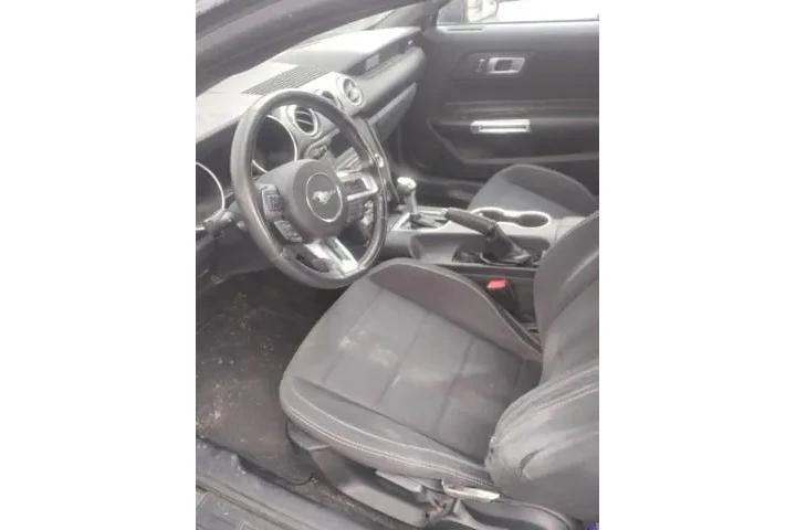 $16988 : Ford Mustang 2018 EcoBoost 2 image 6