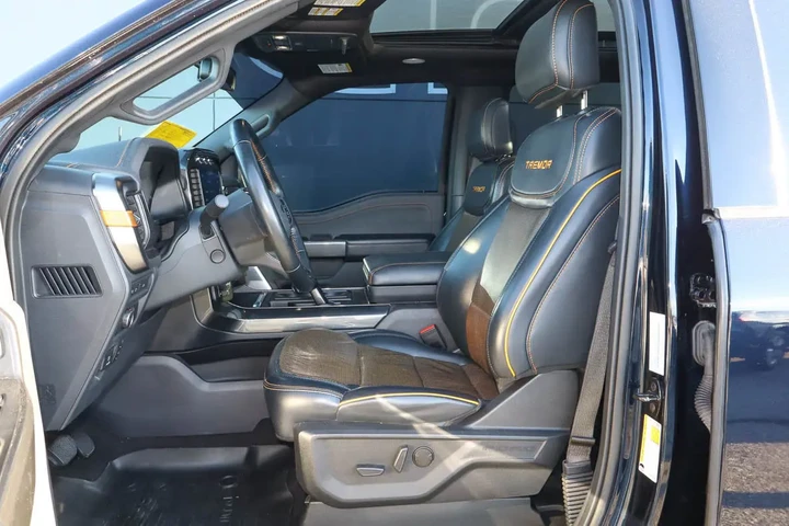 $45587 : 2022 F-150 Tremor 4WD SuperCr image 7