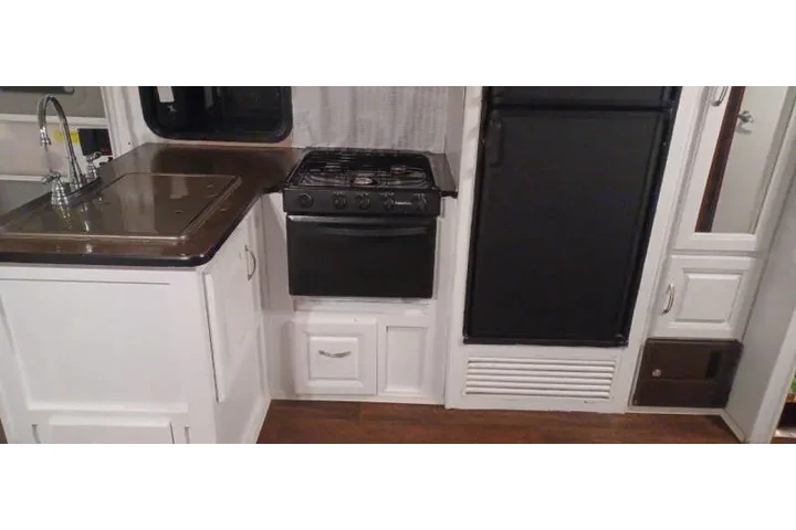 $7995 : 2012 Forest River WILDCAT EXT image 6