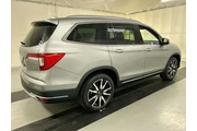 $33311 : Honda Pilot 2022 AWD Touring thumbnail
