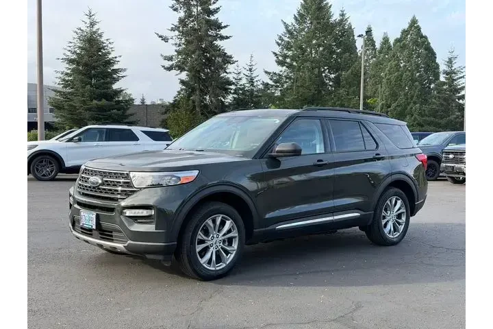 $36995 : Ford Explorer 2023 AWD XLT 4 image 8