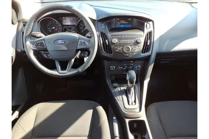 $11900 : Ford Focus 2018 SE 4dr Sedan image 8