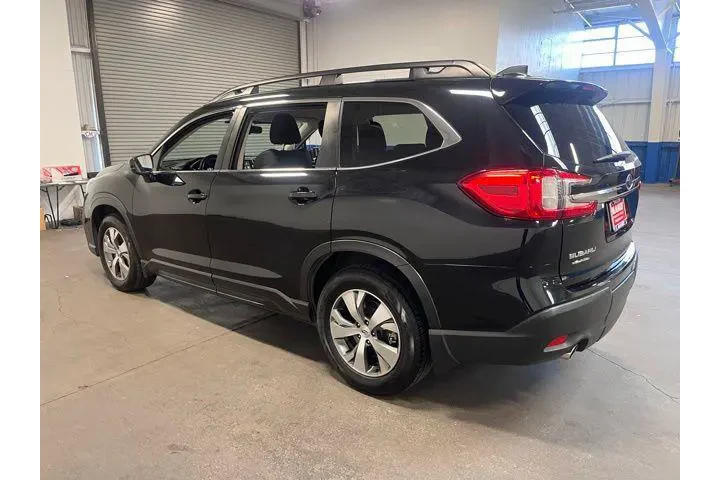 $28410 : Subaru Ascent 2024 AWD Premi image 5