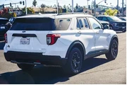 $30991 : Ford Explorer 2022 AWD Timbe thumbnail
