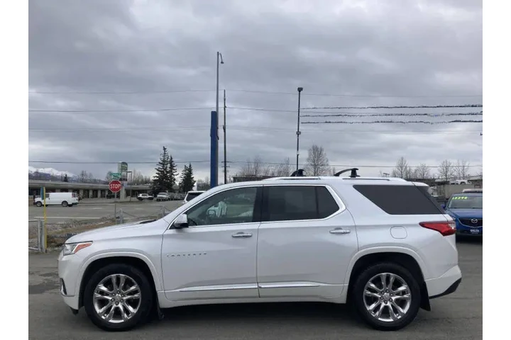 $26999 : 2018 Traverse High Country image 9